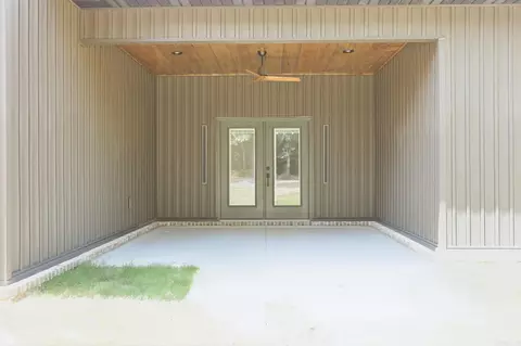 Exterior - 1052 Stagecoach Blvd, Cabot, AR 72023 photo 9 of 11