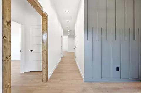 Entry Way - 1052 Stagecoach Blvd, Cabot, AR 72023 photo 1 of 5