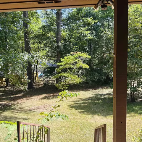 Exterior - 2011 Shady Ln, Malvern, AR 72104 photo 6 of 9