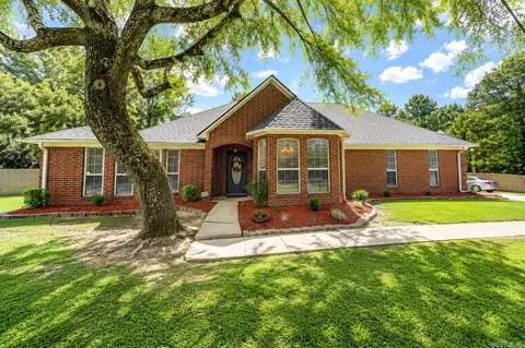 204 Boulder Ridge Cir, Texarkana, AR 71854