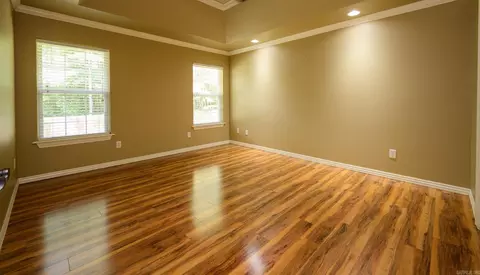 Living - 1003 Hope Cir, Mena, AR 71953 photo 7 of 8