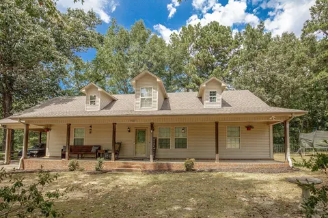 Exterior - 2301 Bennett, Benton, AR 72015 photo 2 of 15