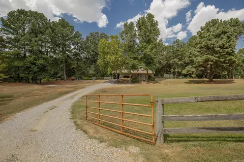 Exterior - 2301 Bennett, Benton, AR 72015 photo 3 of 15