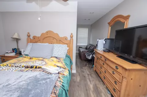 Bedroom - 2301 Bennett, Benton, AR 72015 photo 4 of 4