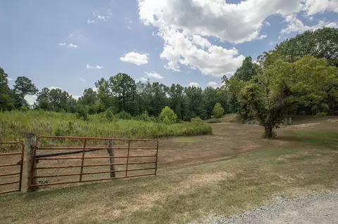Exterior - 2301 Bennett, Benton, AR 72015 photo 4 of 15