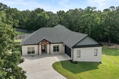 Exterior - 21 Turnberry Ln, Cabot, AR 72023 photo 3 of 7