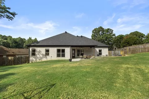 Exterior - 21 Turnberry Ln, Cabot, AR 72023 photo 6 of 7