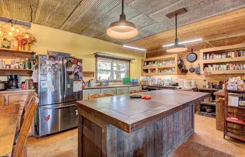 Kitchen - 1195 Highway 5, Romance, AR 72136 photo 1 of 6