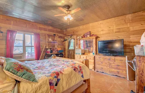 Bedroom - 1195 Highway 5, Romance, AR 72136 photo 5 of 5