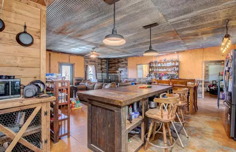 Kitchen - 1195 Highway 5, Romance, AR 72136 photo 4 of 6