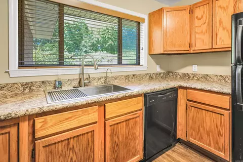Kitchen - 3173 S Hwy 27, Mount Ida, AR 71957 photo 3 of 6