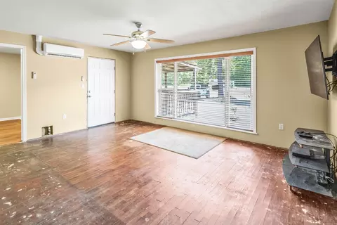 Living - 3173 S Hwy 27, Mount Ida, AR 71957 photo 1 of 2