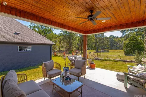 Exterior - 2565 Kara Ln, Bryant, AR 72019 photo 6 of 9