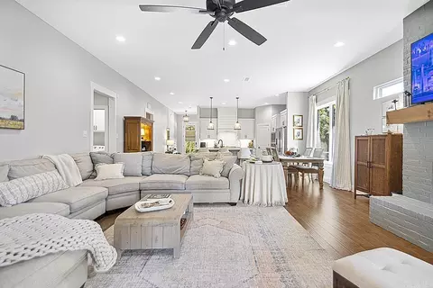 Living - 2565 Kara Ln, Bryant, AR 72019 photo 3 of 3