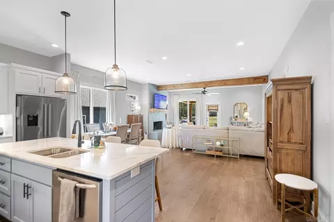 Kitchen - 2565 Kara Ln, Bryant, AR 72019 photo 4 of 4