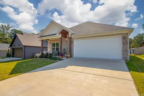 Exterior - 2565 Kara Ln, Bryant, AR 72019 photo 3 of 9