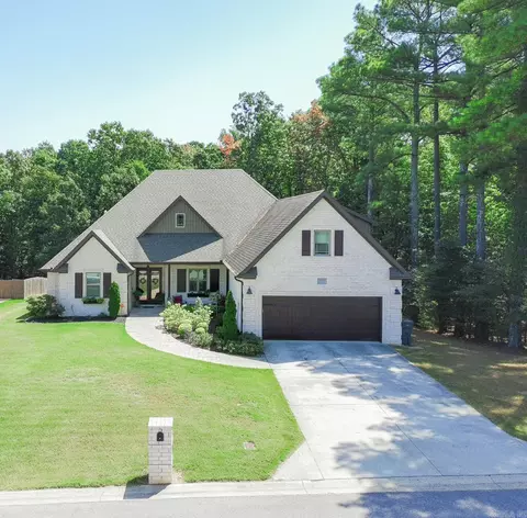 3120 Serenity Hills Dr, Jonesboro, AR 72404