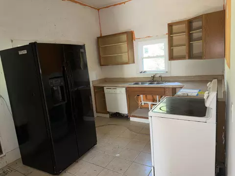 Kitchen - 15 1st St, Norfork, AR 72658 photo 1 of 1