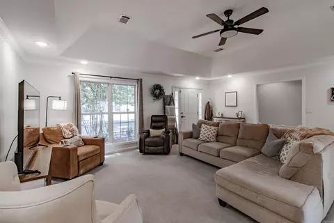 Living - 620 Blossom, Trumann, AR 72472 photo 2 of 2