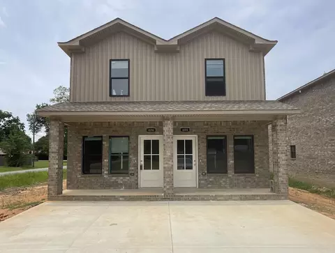 406 408 England St, Lonoke, AR 72086