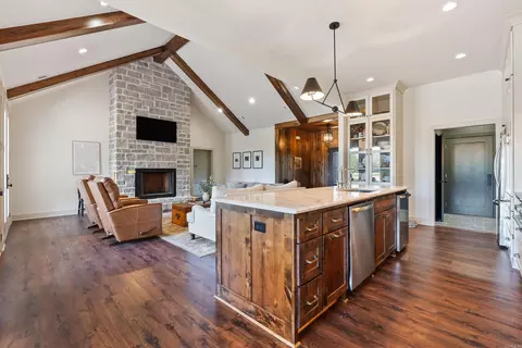 Kitchen - 2535 Covington Rd, Ward, AR 72176 photo 3 of 8