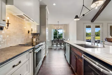 Kitchen - 2535 Covington Rd, Ward, AR 72176 photo 6 of 8