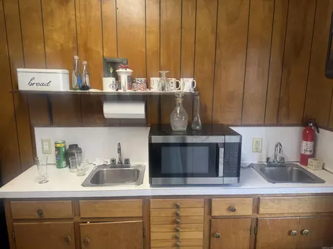 Kitchen - 1616 Cherry St, Pine Bluff, AR 71601 photo 1 of 1