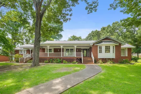 198 Rock Creek Dr, Mountain Home, AR 72653