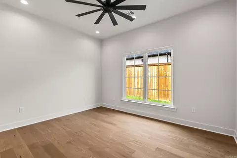 Bedroom - 1675 Nantucket, Conway, AR 72034 photo 1 of 5