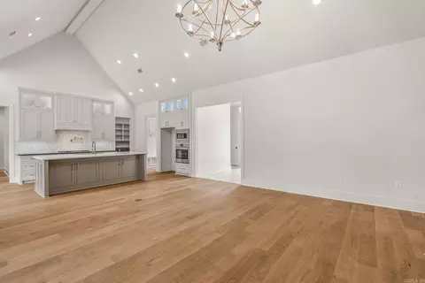 Living - 1675 Nantucket, Conway, AR 72034 photo 3 of 4