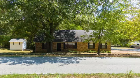 3015 Debra, Batesville, AR 72501