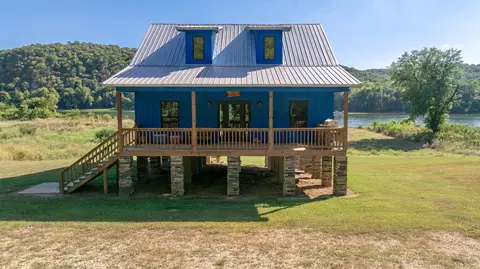 Exterior - 3780 River Rd, Guion, AR 72540 photo 1 of 7