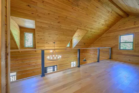 Entry Way - 3780 River Rd, Guion, AR 72540 photo 3 of 4