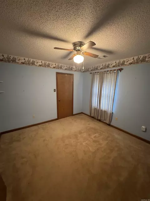 Bedroom - 11703 Dalin Rd, Cabot, AR 72023 photo 4 of 6