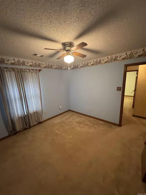 Bedroom - 11703 Dalin Rd, Cabot, AR 72023 photo 3 of 6