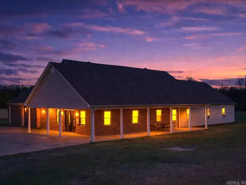 Exterior - 3 Conrad Cv, Conway, AR 72032 photo 9 of 11