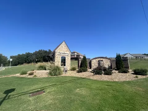 1045 Edinburgh Dr, Conway, AR 72034 photo 2