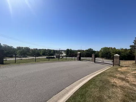 1045 Edinburgh Dr, Conway, AR 72034 photo 6