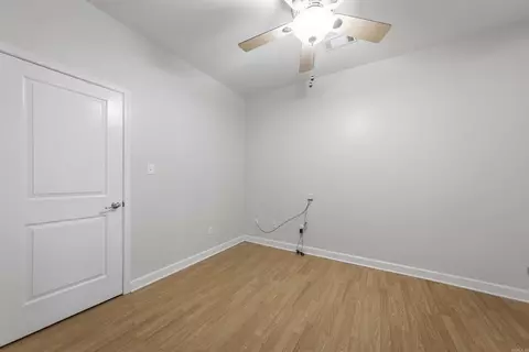 Bedroom - 31 Ridgefield Dr, Ward, AR 72176 photo 4 of 6