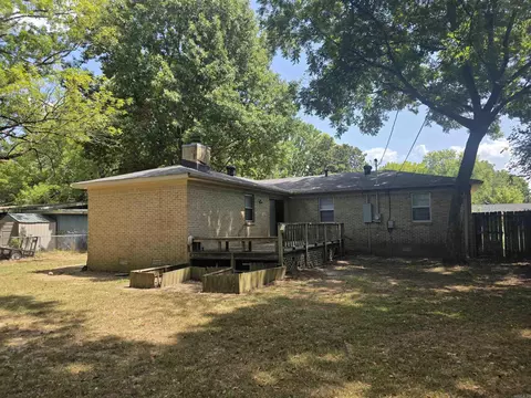 Exterior - 2106 Independence Ave, Conway, AR 72034 photo 5 of 10