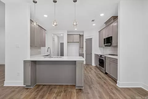 Kitchen - 7065 Cold Creek Dr, Alexander, AR 72002 photo 1 of 5