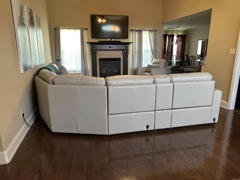 Living - 5304 Glenn Cv, Bryant, AR 72022 photo 2 of 3