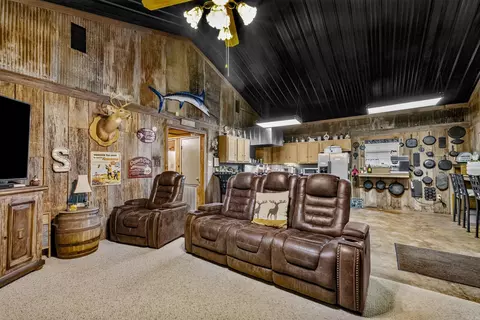 Living - 100 County Road 866, Gregory, AR 72059 photo 4 of 5