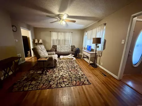 Living - 204 S Second St, Benton, AR 72019 photo 2 of 2