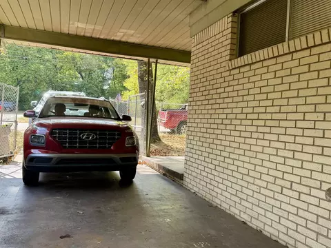 Exterior - 204 S Second St, Benton, AR 72019 photo 6 of 12