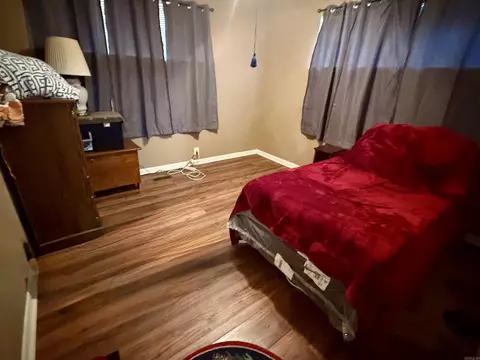 Bedroom - 204 S Second St, Benton, AR 72019 photo 2 of 4