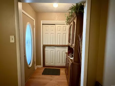 Entry Way - 204 S Second St, Benton, AR 72019 photo 1 of 2