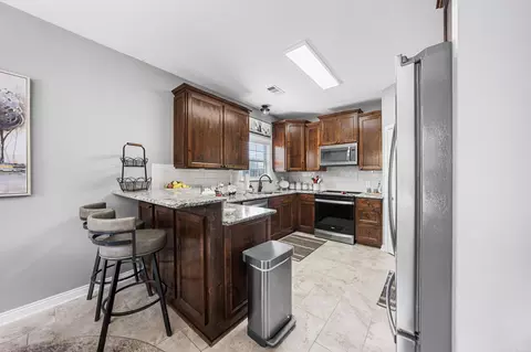 Kitchen - 114 Bobwhite Cv, Beebe, AR 72012 photo 1 of 4