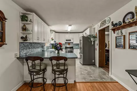 Kitchen - 564 Green Tree Rd, Clinton, AR 72031 photo 1 of 5