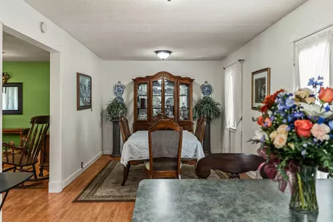 Dining - 564 Green Tree Rd, Clinton, AR 72031 photo 3 of 3